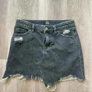 BDG Urban Outfitters Black Distressed Denim Skirt, size small